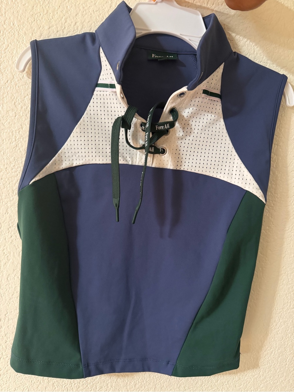 Fore All size Med women's mandarin collar golf top